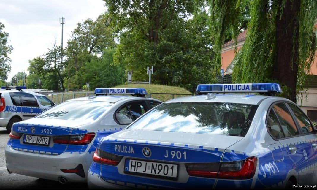 Interwencja Policji w Nieporęcie: Nakaz opuszczenia lokalu dla sprawcy przemocy domowej